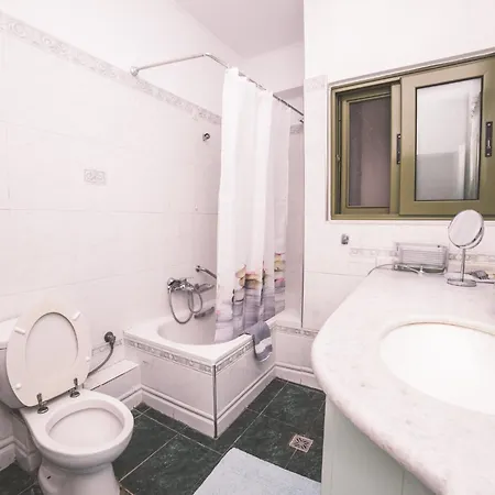 Lazarus 2Bd Apartment In The Center Patras Exterior foto